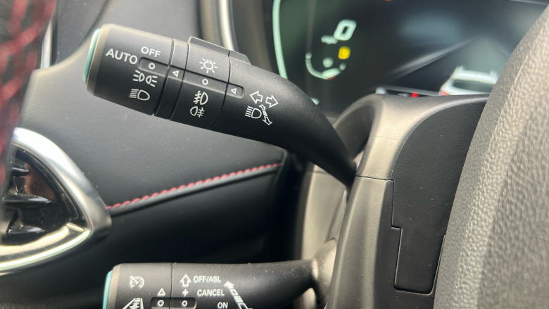 MG Hs 1.5 T-GDI Exclusive 5dr DCT Petrol Hatchback